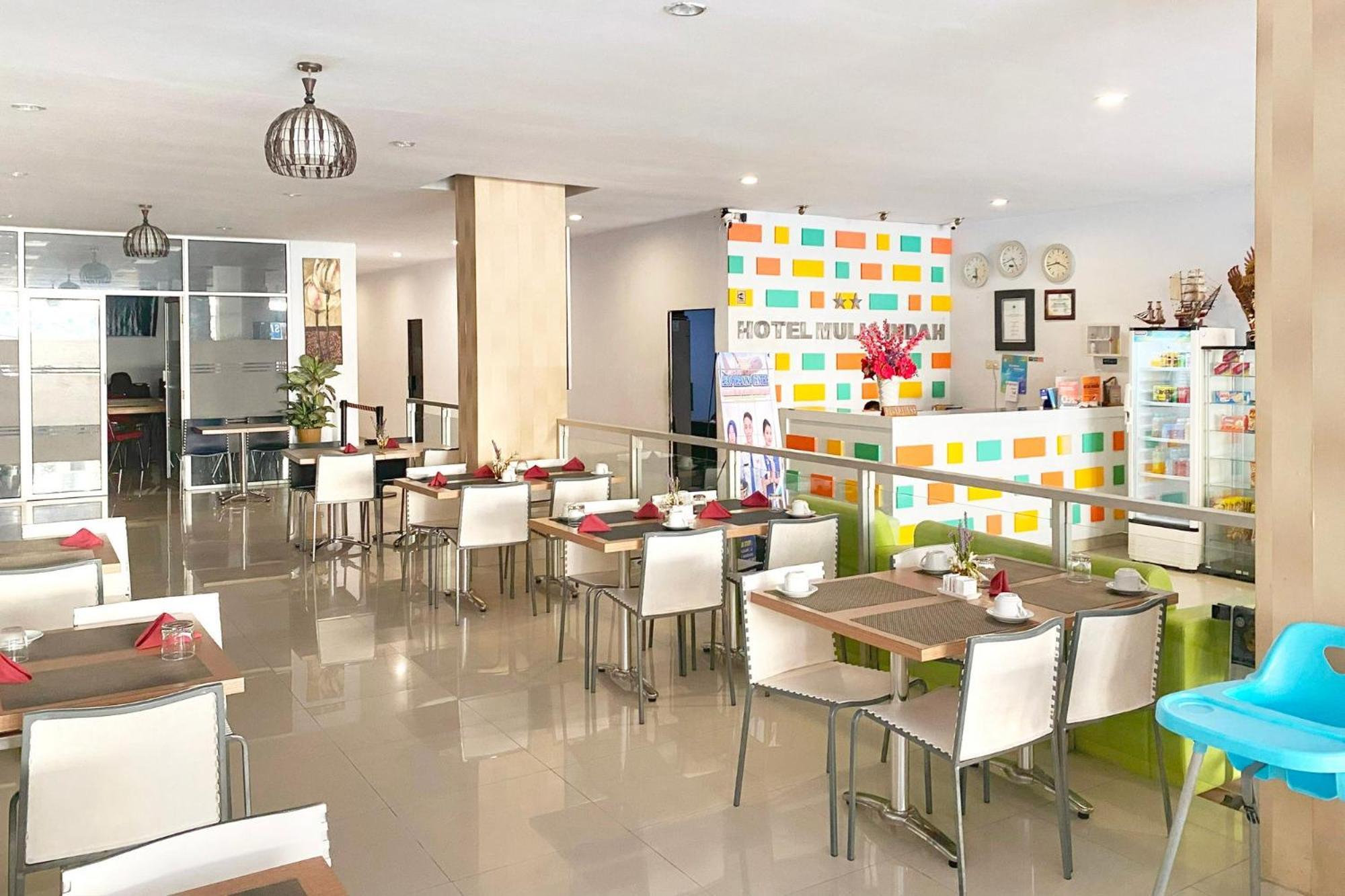 Urbanview Hotel Mulia Indah Palopo Luaran gambar